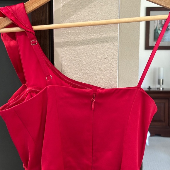 BCBGMaxAzria "Jonesy" One Shoulder Ruffled Mini Dress - Ruby Red Size 0 - Picture 12 of 16